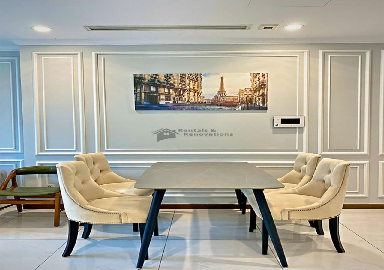 The Vinhomes Central Park Apartments - The Buildings Surrounding Landmark 81 مدينة هوشي منه المظهر الخارجي الصورة
