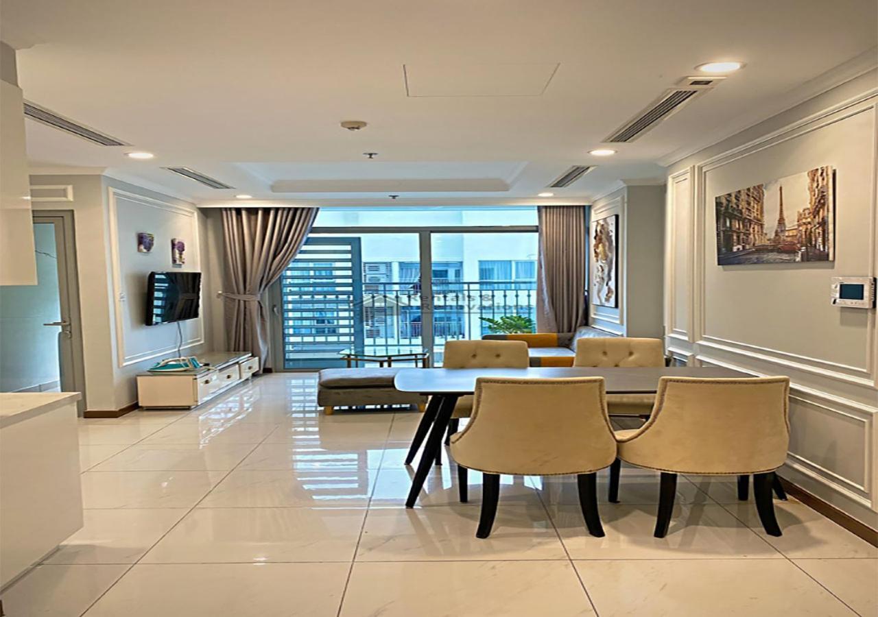 The Vinhomes Central Park Apartments - The Buildings Surrounding Landmark 81 مدينة هوشي منه المظهر الخارجي الصورة