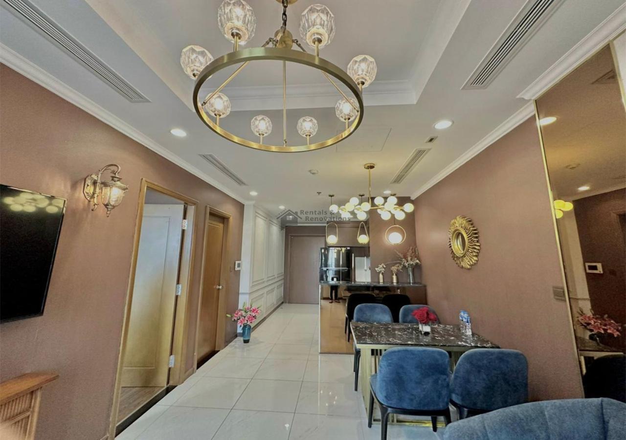 The Vinhomes Central Park Apartments - The Buildings Surrounding Landmark 81 مدينة هوشي منه المظهر الخارجي الصورة