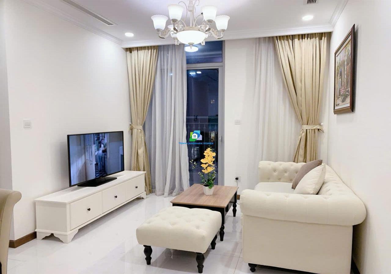 The Vinhomes Central Park Apartments - The Buildings Surrounding Landmark 81 مدينة هوشي منه المظهر الخارجي الصورة
